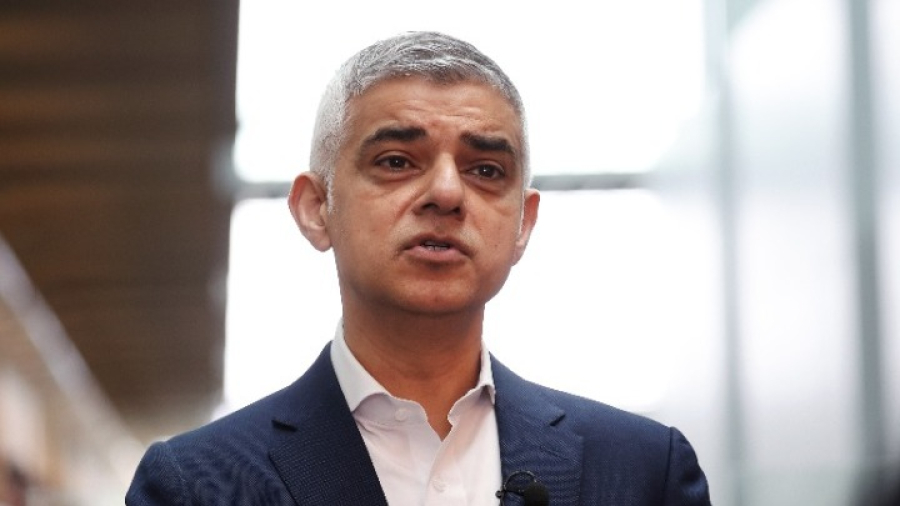 Βρετανία: Ο Σαντίκ Καν επανεξελέγη δήμαρχος του Λονδίνου για τρίτη, ιστορική, θητεία