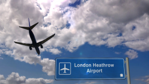 Βρετανία: Το αεροδρόμιο Χίθροου καταγράφει τους υψηλότερους αριθμούς επιβατών, από την αρχή της πανδημίας
