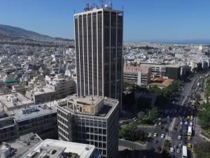 Φωτιά στο υπόγειο του Πύργου των Αθηνών - Εκκενώνεται το κτίριο