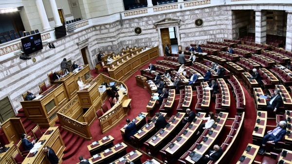 Κατατέθηκαν στην Βουλή οι τροπολογίες για ΚΑΕ Παναθηναϊκό και ΜΜΕ