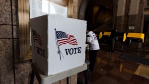ΗΠΑ- ενδιάμεσες εκλογές: Συνεχίζεται η αγωνία για τον έλεγχο της Γερουσίας