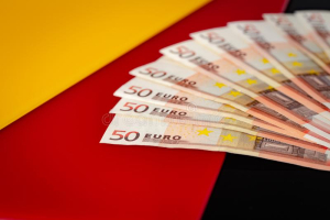 Γερμανία: Μειώθηκαν οι νέες παραγγελίες στον μεταποιητικό τομέα