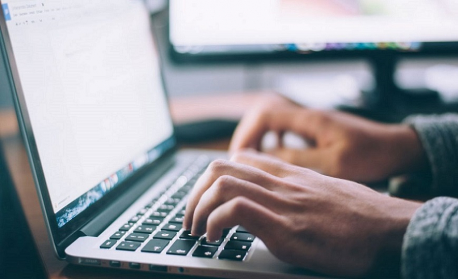 ΛΑΒΑ: Δωρεά ηλεκτρονικών υπολογιστών σε μαθητές του Γυμνασίου Νισύρου