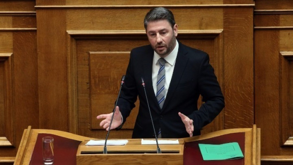 Πρόταση δυσπιστίας - Ανδρουλάκης: Ο πυρήνας της διαπλοκής και της διαφθοράς είναι στο Μέγαρο Μαξίμου