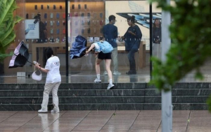 Κίνα: Άμεση εκκένωση λόγω τροπικής καταιγίδας στη Σανγκάη