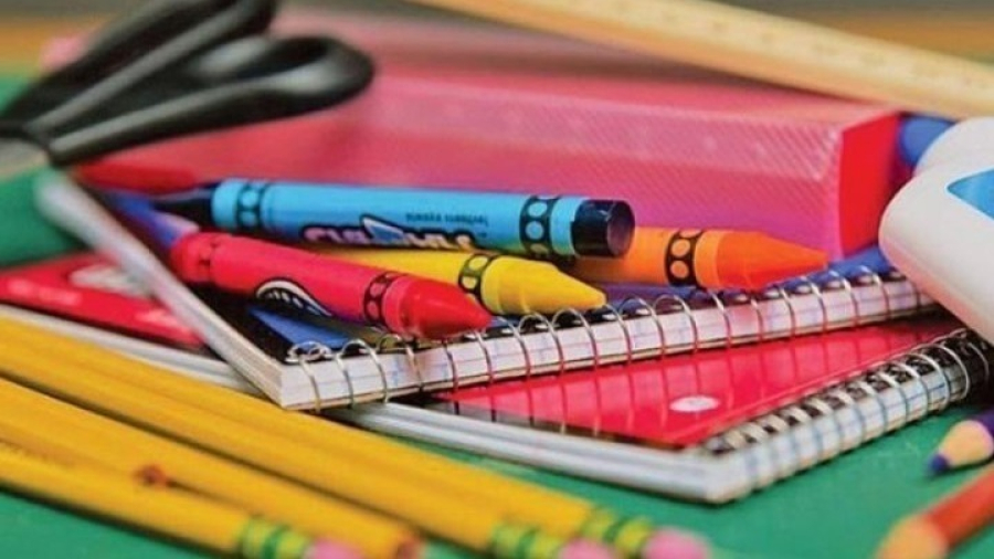 Ένωση Σούπερ Μάρκετ Ελλάδος: Στα περυσινά επίπεδα οι τιμές των σχολικών ειδών στα σούπερ μάρκετ