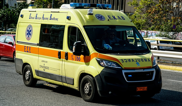 Μενίδι: Τροχαίο με παράσυρση πεζού-Νεκρός ένας 44χρονος