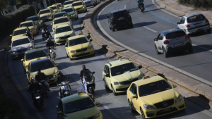 Χωρίς ταξί σήμερα και αύριο η Αττική - Αντιδρούν στο φορολογικό νομοσχέδιο