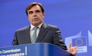 Σχοινάς: Κλειδί για επιστροφή στην κανονικότητα το πιστοποιητικό εμβολιασμού