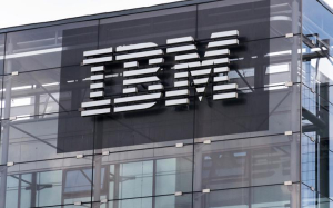 IBM: Ελαφρώς υψηλότερα έσοδα από τις προσδοκίες, για το γ&#039; τρίμηνο
