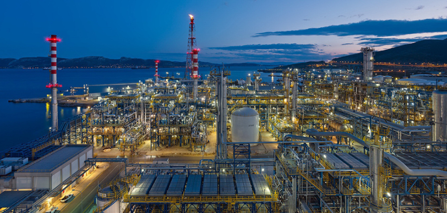 HELLENiQ Energy: Σχεδιάζει τη λειτουργία διυλιστηρίου ανανεώσιμου diesel στη Θεσσαλονίκη