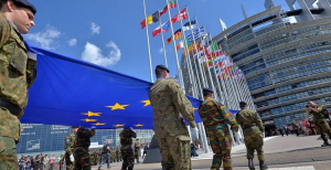 ΕΕ: Αύξηση ρεκόρ των στρατιωτικών δαπανών το 2022, στα 240 δισ. ευρώ