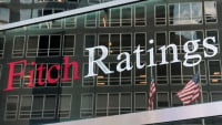 Fitch: Ανάπτυξη 1,7% για την ελληνική οικονομία το 2026 - Θετική η πορεία του δημόσιου χρέους