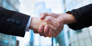 Στρατηγική συνεργασία των εταιριών Agrophoenix S.A. - Kronos S.A. με τη Lariplast S.A.