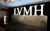 LVMH: Η σύγκρουση στο Ιράν πλήττει τις πωλήσεις - Καθυστερεί η ανάκαμψη των πολυτελών προϊόντων