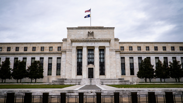 Fed: Κερδίζει έδαφος η νέα αύξηση επιτοκίων κατά 75 μ.β.