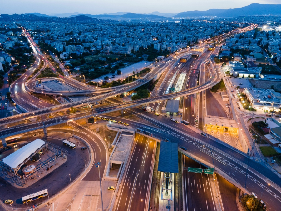 ΓΕΚ ΤΕΡΝΑ: Ανοδος 2,5% στην κίνηση της Αττικής Οδού στο εννεάμηνο