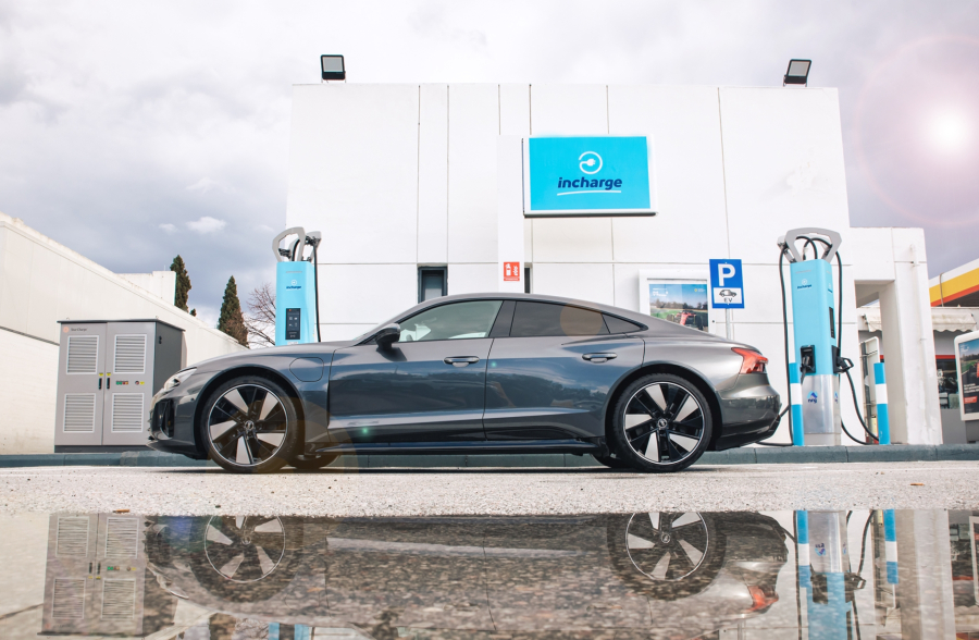 Starcharge Nova 360: Το incharge by nrg παρουσιάζει τον ισχυρότερο ταχυφορτιστή στην Ελλάδα