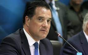 Γεωργιάδης: Συνάντηση με εκπροσώπους βενζινοπωλών και αρτοποιών