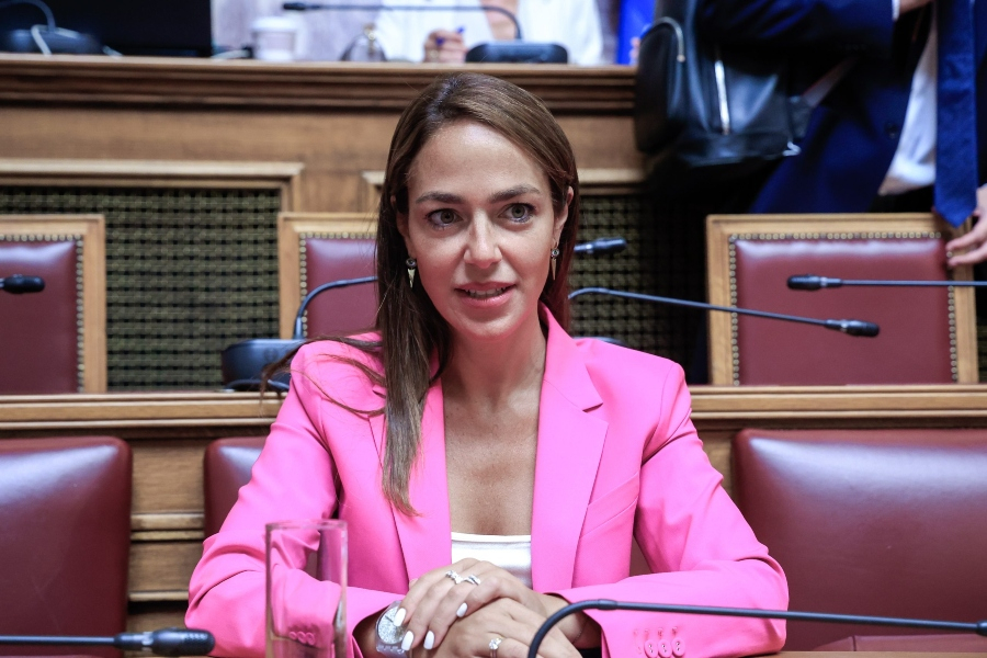 Δ. Μιχαηλίδου: «Για πρώτη φορά οι “Νταντάδες της Γειτονιάς” σε όλη τη χώρα — Η πλατφόρμα ανοίγει στις 24 Απριλίου»