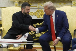 Ζελένσκι: Προσβλέπει σε συνάντηση με τον Τραμπ αργότερα αυτόν τον μήνα για την αντιπυραυλική άμυνα