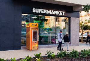 Euronet: Πανελλαδική εγκατάσταση ''ΑΤΜ Χωρίς Χρέωση'' σε μεγάλες αλυσίδες σούπερ μάρκετ