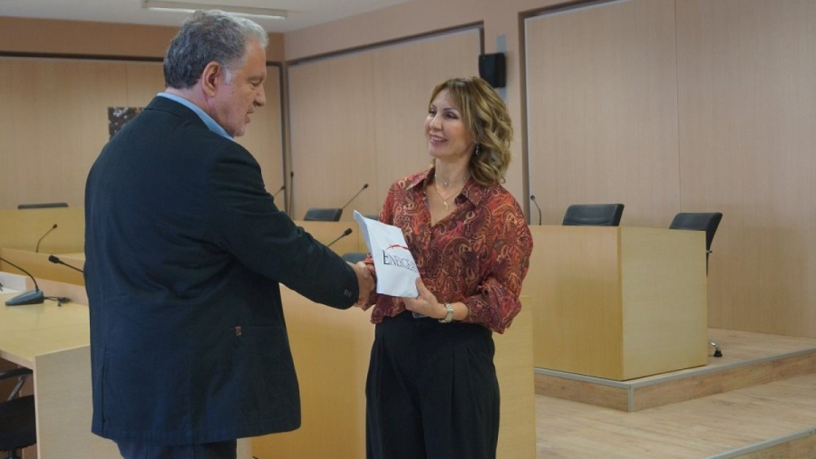 Energean: Στηρίζει στις γιορτές 152 άπορες οικογένειες του Δήμου Ζίτσας μέσω του Κοινωνικού Παντοπωλείου