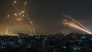 Ισραήλ-Παλαιστίνιοι: Aεροπορικές επιδρομές πλήττουν τη Γάζα καθώς οι συγκρούσεις εισέρχονται στη 2η εβδομάδα