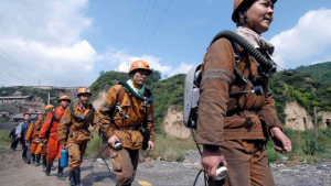 Κατάρρευση χρυσωρυχείου στην Κίνα με 18 εγκλωβισμένους εργάτες