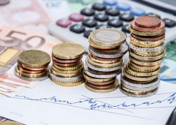 Πάνω από 11 δισ. ευρώ οι προσφορές για τo 15ετές ομόλογo