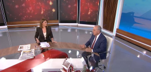 Αλλαγές στον τρόπο υπολογισμού των τιμών στις εκπτώσεις προανήγγειλε ο Παπαθανάσης