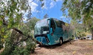 Αίγινα: Τροχαίο με τρεις μαθητές τραυματίες