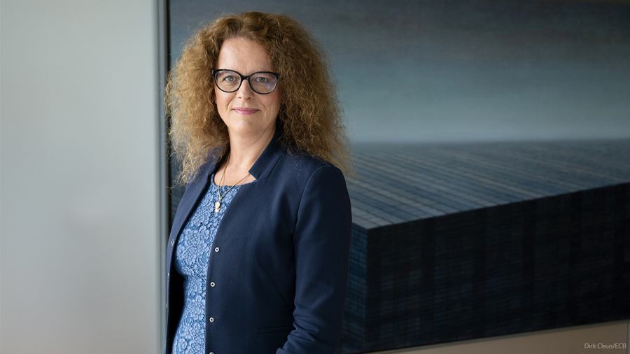 Isabel Schnabel: Η ΕΚΤ πρέπει να αυξήσει περισσότερο τα επιτόκια