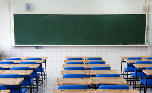Χωρίς "κενά" ανοίγουν τα σχολεία - Ψηφιακή σύμβαση και sms για αναπληρωτές
