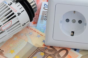 Επιδότηση 18 ευρώ το μήνα σε όλους τους λογαριασμούς ρεύματος