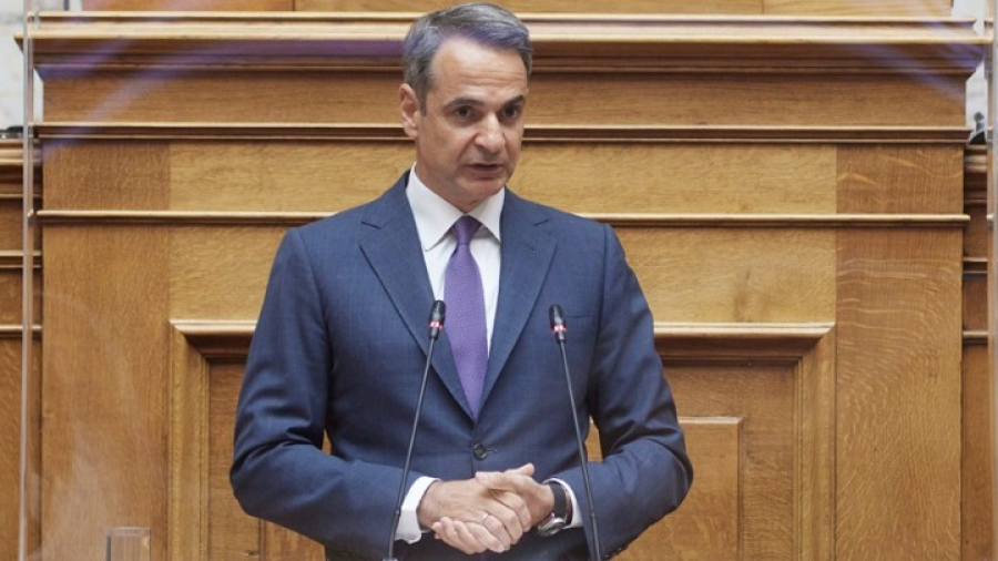 Μητσοτάκης: Θα μιλήσει στις 13:30 στη Βουλή για την υποχρεωτικότητα εμβολιασμών