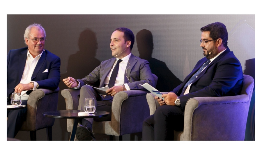 Από αριστερά: B. Wagner, CEO STACKIT – A Brand of Schwarz Group, Χ. Δερμεντζόπουλος, Υφυπουργός Ψηφιακής Διακυβέρνησης, Α. Σπυρίδης, Πρόεδρος Επιτροπής Β. Ελλάδος, Ελληνογερμανικό Επιμελητήριο