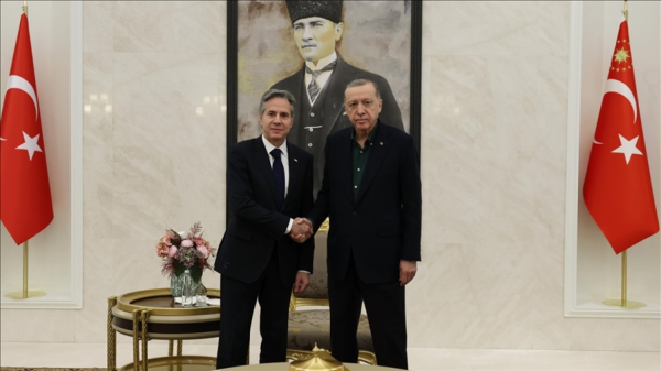 Συνάντηση Μπλίνκεν - Ερντογάν στο αεροδρόμιο της Άγκυρας