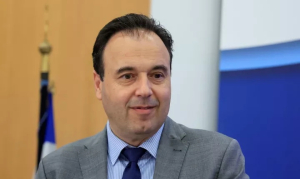 Δ. Παπαστεργίου: Από 6 Νοεμβρίου αυτόματα ο Προσωπικός Αριθμός σε όλους