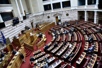 Ν/σ "Γιατρός για όλους": Επικριτικά επί της αρχής τα κόμματα της αντιπολίτευσης