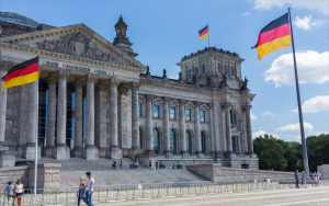 Γερμανικός Τύπος: Ελάχιστα προστατευόμενες οι υποδομές της Γερμανίας