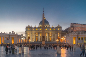 Βατικανό: Πυρετώδεις προετοιμασίες για την εκλογή του νέου Πάπα