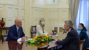 Δένδιας: Υπέγραψε την ιδρυτική συμφωνία πλαίσιο του Οργανισμού της Διεθνούς Ηλιακής Συμμαχίας