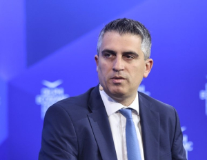 Χρ. Δήμας: Δεν τίθεται θέμα στατικότητας κτηρίων στην Κυψέλη λόγω του μετροπόντικα