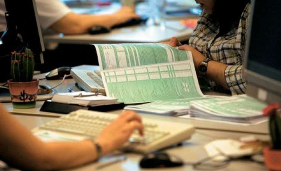 Ποιοι φόροι πληρώνονται στην ώρα τους - Ψηλά η συμμόρφωση, αυξάνονται όμως τα «φέσια» στην εφορία