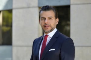 Νέος πρόεδρος στο Ιατρικό Αθηνών αναλαμβάνει ο Βασίλης Αποστολόπουλος