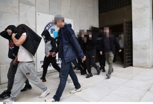 Η ανακοίνωση της ΕΛ.ΑΣ για την εξάρθρωση της εγκληματικής οργάνωσης που εμπλέκεται στη δολοφονία του αστυνομικού στο Ρέντη