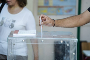 ΓΣΕΕ: Τι ισχύει με την άδεια των εργαζομένων για την άσκηση του εκλογικού δικαιώματος
