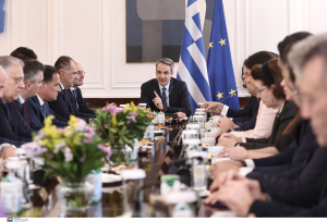 Στο υπουργικό της Δευτέρας το θέμα της ακρίβειας - Τα σενάρια για τη συγκράτηση των τιμών