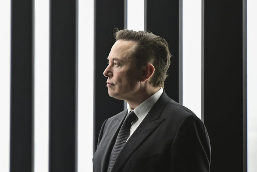 E. Musk: Αρνείται τις κατηγορίες για χρήση του Starlink από τα ρωσικά στρατεύματα